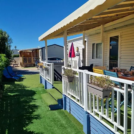 אתר קמפינג L'exellence Fréjus