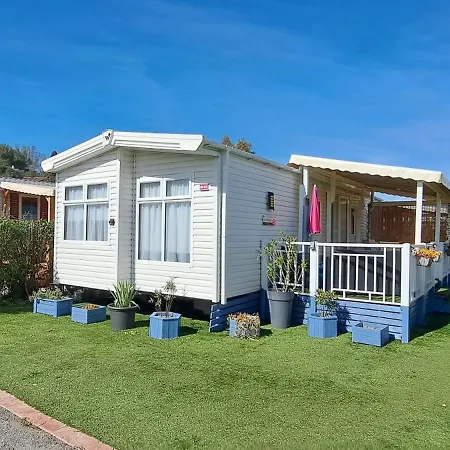 キャンプ場 L'exellence Fréjus